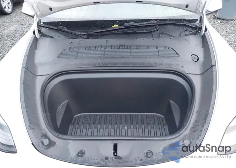 2023 Tesla Model Y Awd/Long Range Dual Motor All-Wheel Drive from USA, damaged, VIN 7SAYGDEE0PF674674